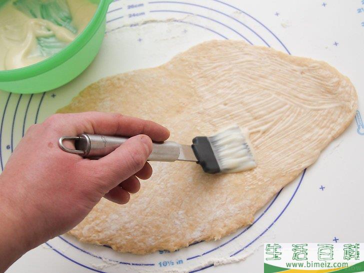 怎么制作羊角甜甜圈