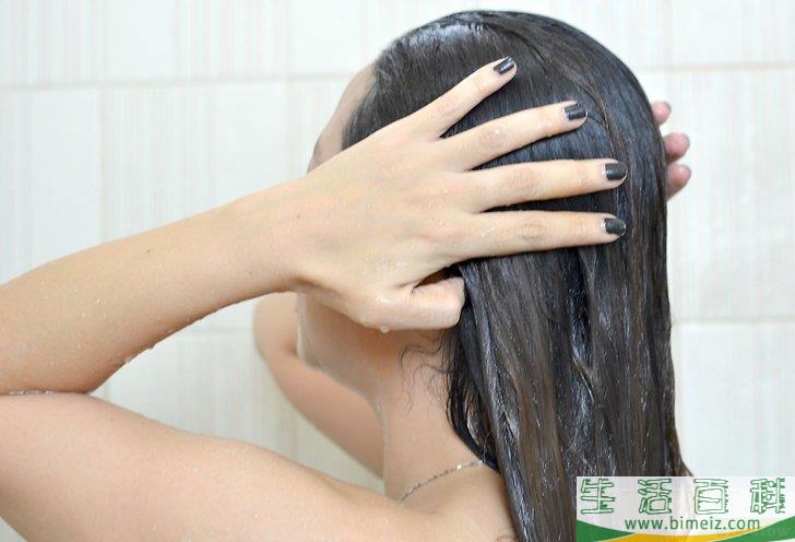 怎么用柠檬汁染发