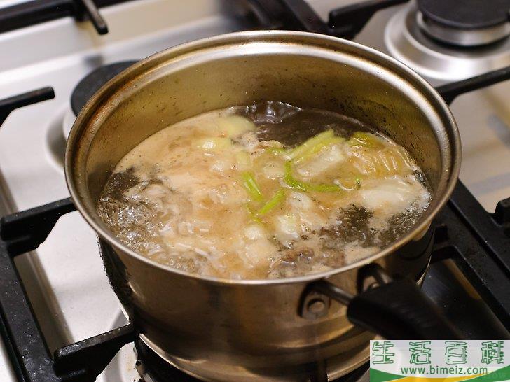 怎么制作鸡骨高汤