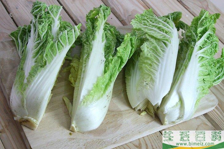 怎么将卷心菜切成楔形
