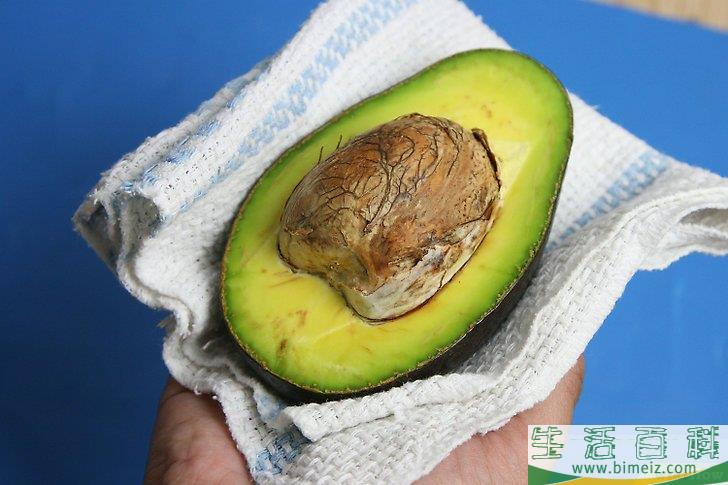 怎么食用牛油果