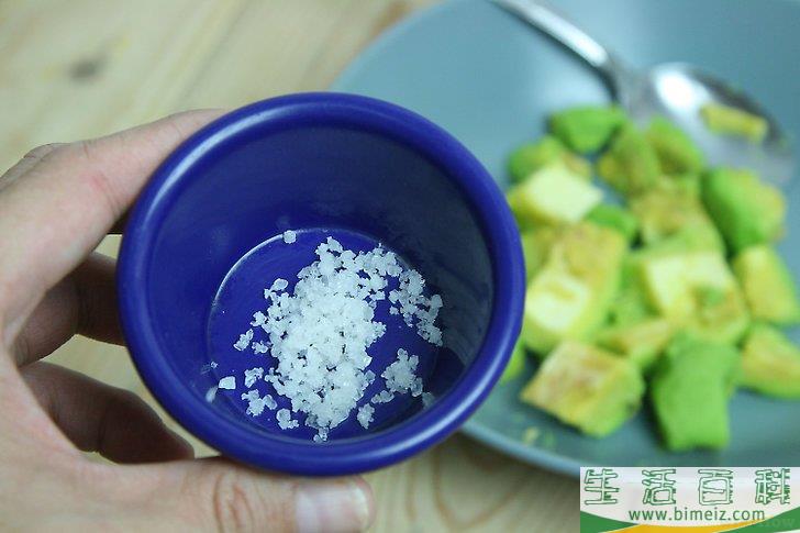 怎么食用牛油果