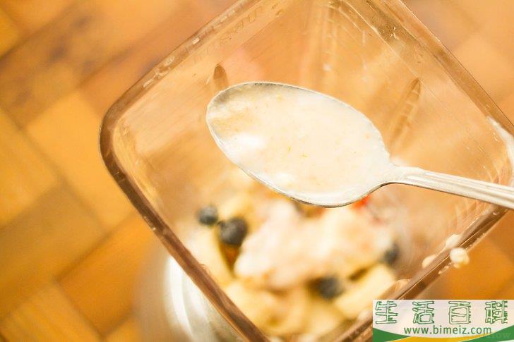 怎么制作水果酸奶奶昔