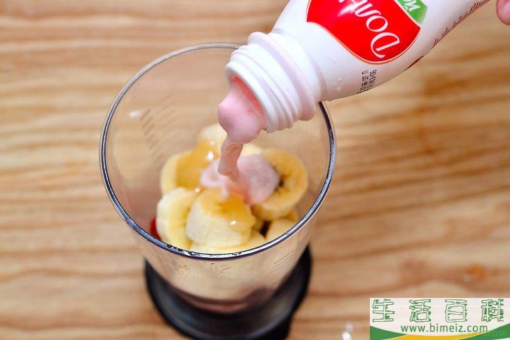 怎么制作水果酸奶奶昔