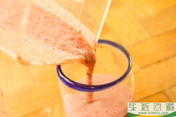 怎么制作水果酸奶奶昔