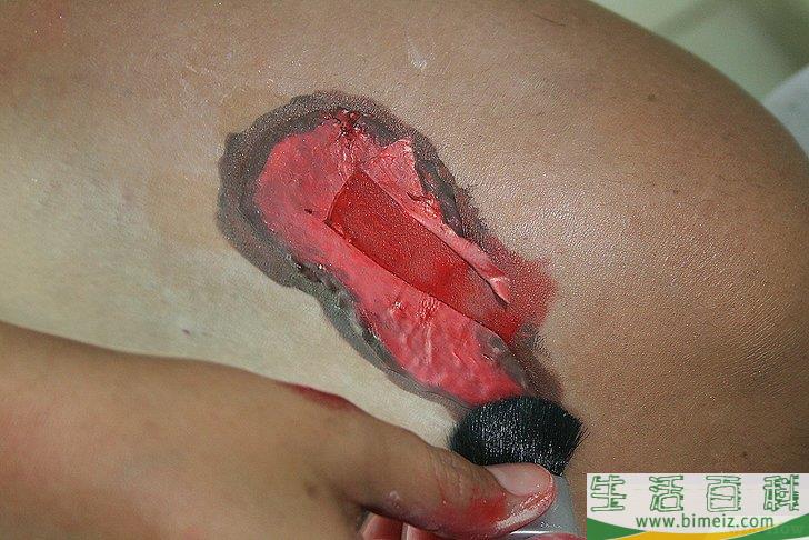 怎么制作假伤口