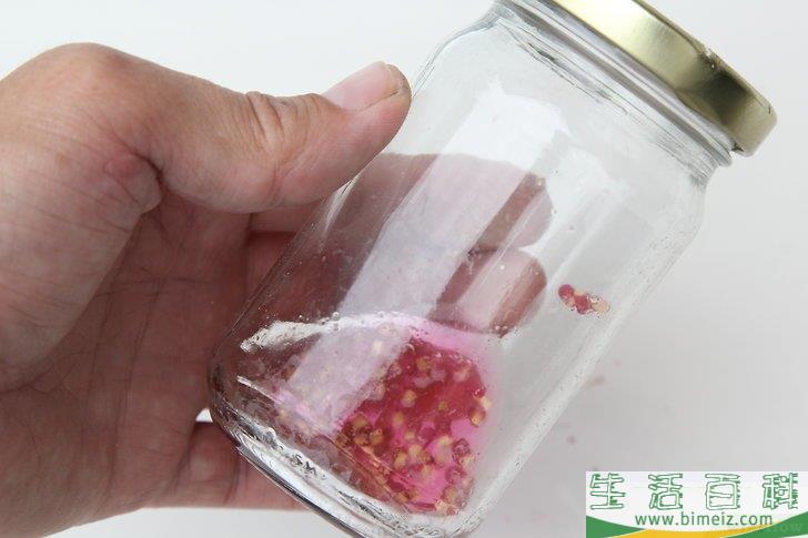 怎么制作臭炸弹