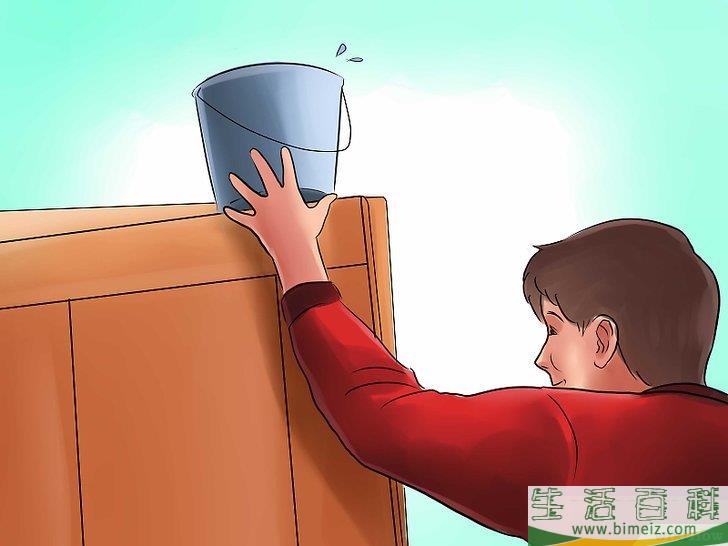 怎么跟你弟弟做恶作剧