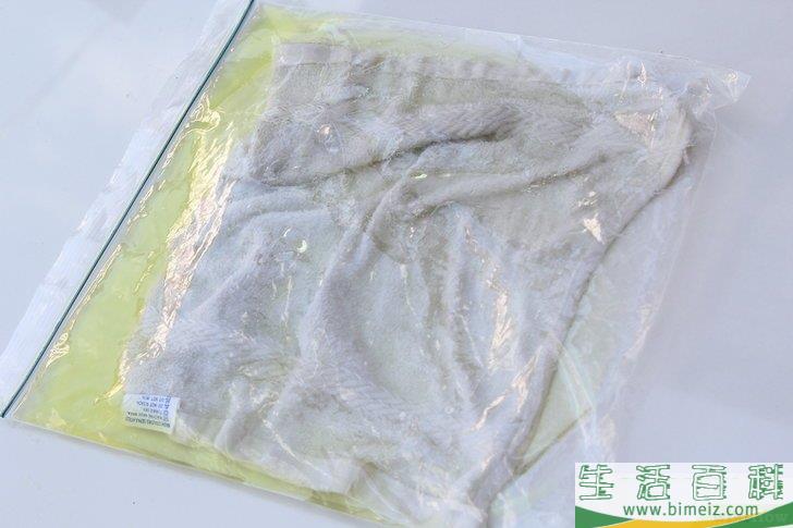 怎么去除布料上的干血迹