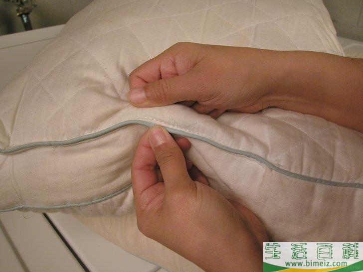 怎么清洗羽绒枕