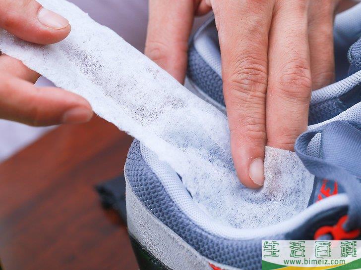 怎么清洗臭运动鞋