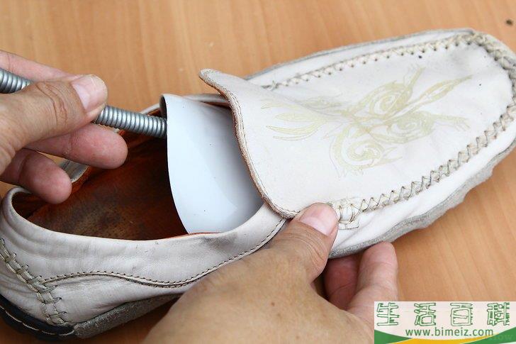 怎么洗白鞋