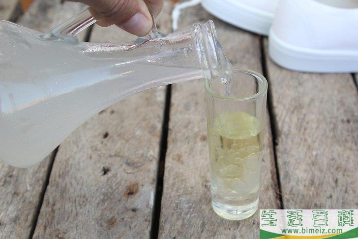 怎么洗白鞋