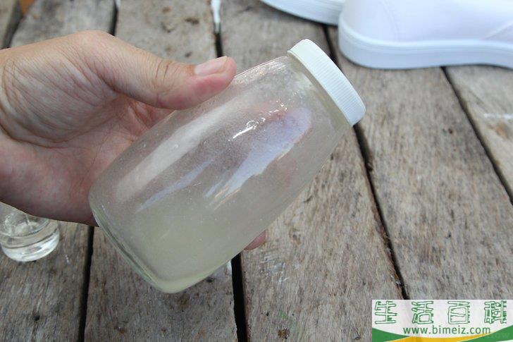 怎么洗白鞋