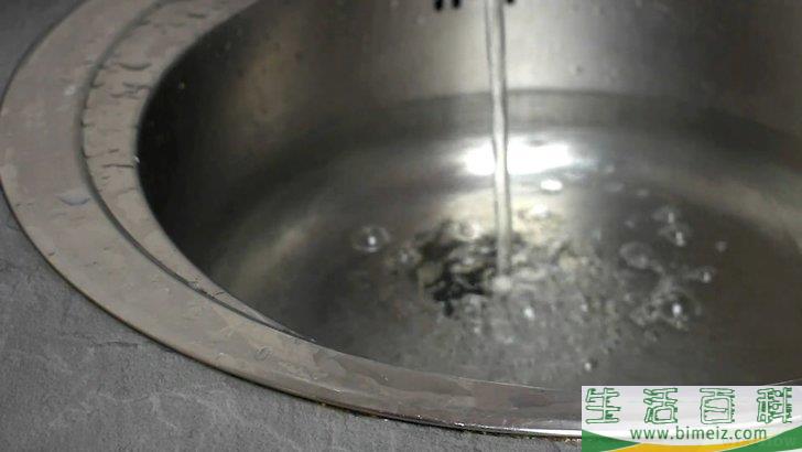 怎么去除玻璃罐上的标签