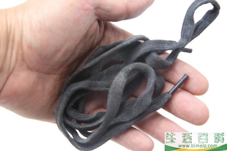 怎么在没有火柴或打火机的情况下生火