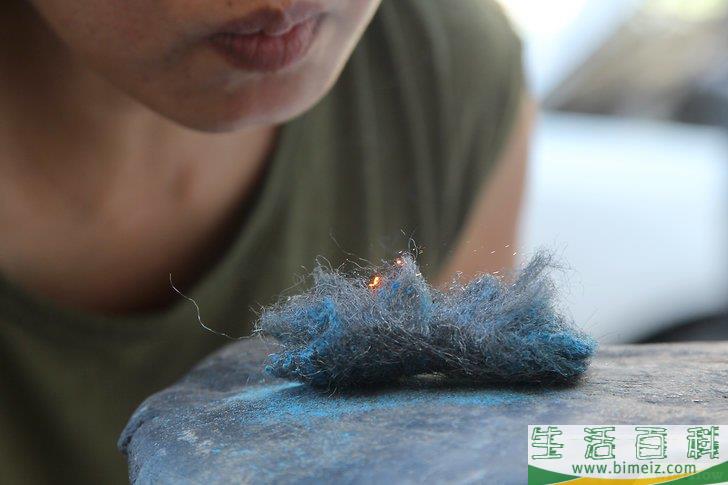 怎么在没有火柴或打火机的情况下生火