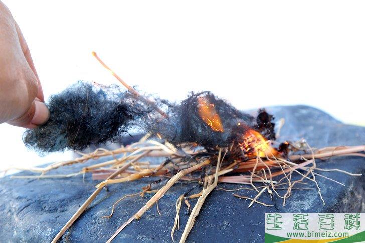 怎么在没有火柴或打火机的情况下生火
