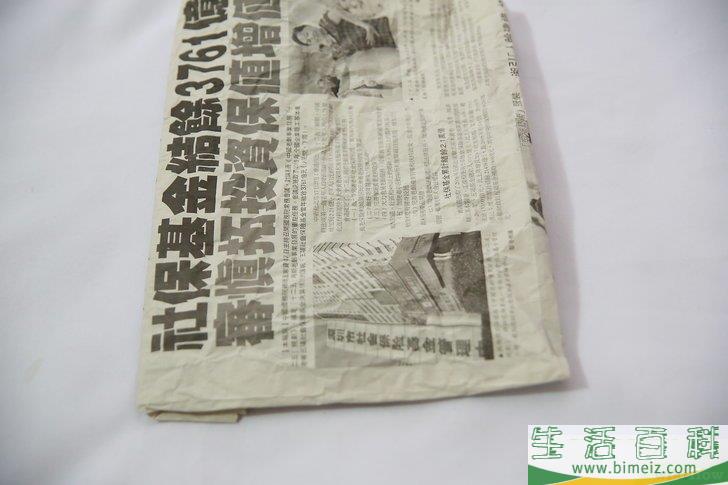 怎么清理熨斗底板