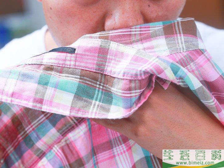 怎么用小苏打洗衣服