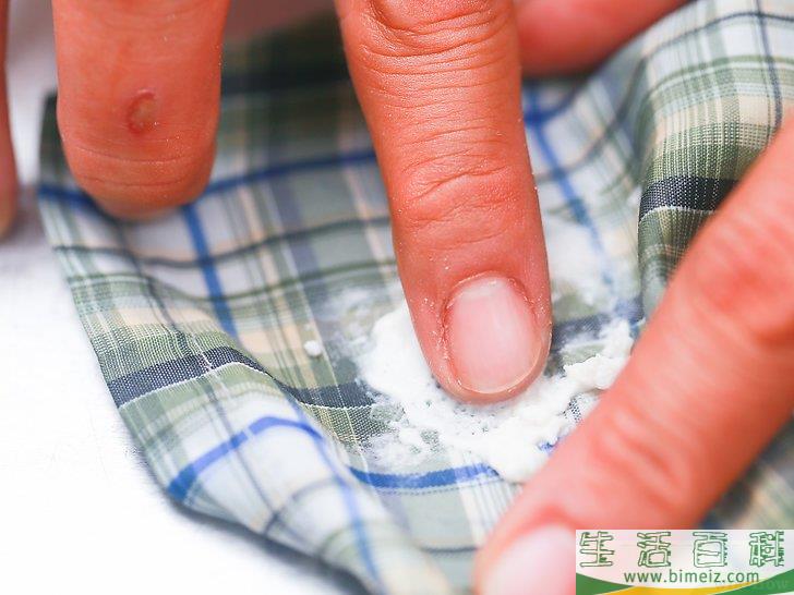 怎么用小苏打洗衣服