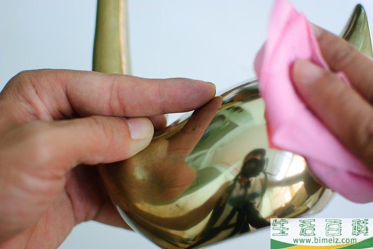 怎么清洗黄铜制品