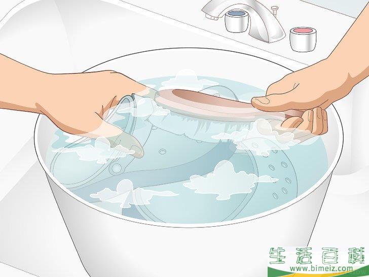 怎么清洗Crocs鞋