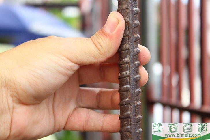 怎么去除水泥面上的铁锈