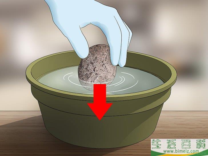 怎么清除马桶内的一圈水印