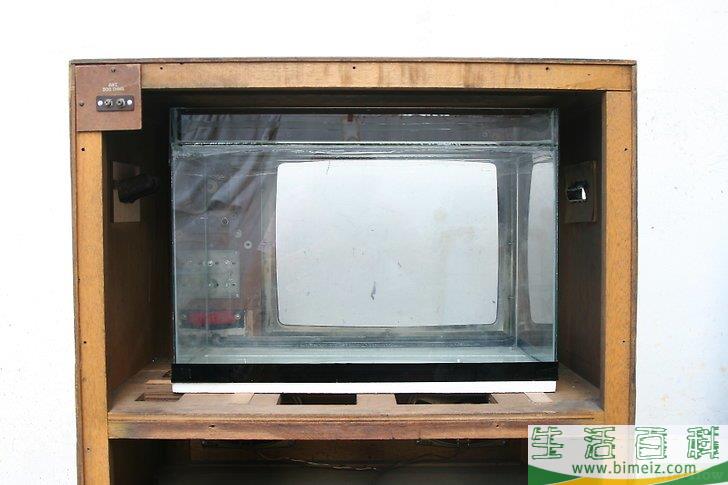 怎么将旧电视机改造成鱼缸