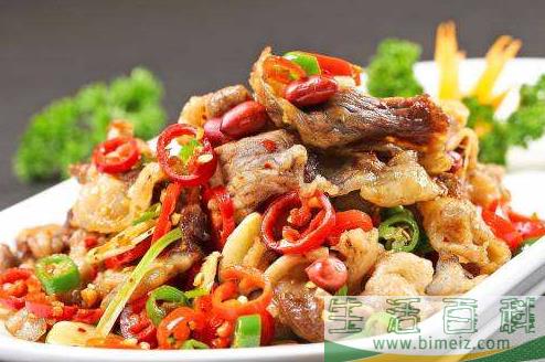 炒羊肉去膻味的最佳方法(烤羊肉去膻味的最佳方法)