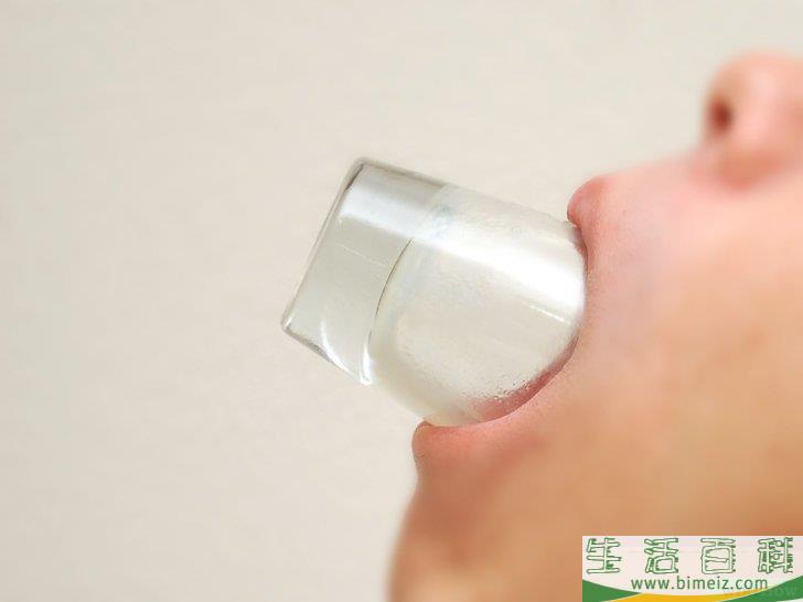 怎么制作“吹管之乐”鸡尾酒(Blow Job)