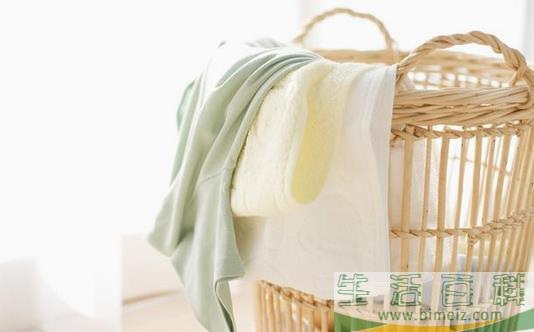 洗染发剂弄到衣服上怎么洗