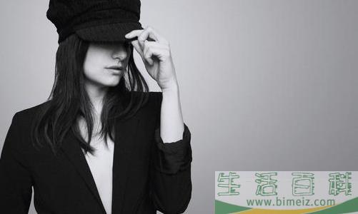 黑色毛衣粘毛要怎么办
