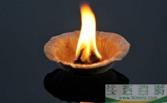布料滴上蜡烛油怎么办？