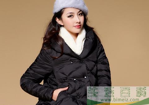 羽绒服可以用洗衣机洗吗？羽绒服日常如何保养