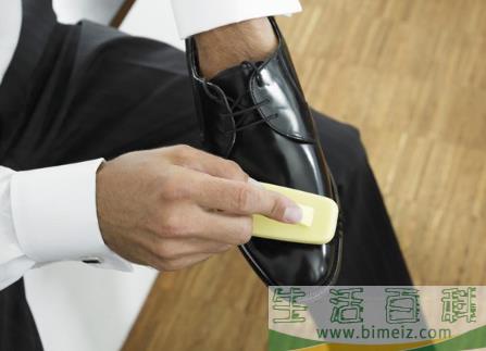 皮鞋发霉了怎么办？皮鞋发霉了怎么处理