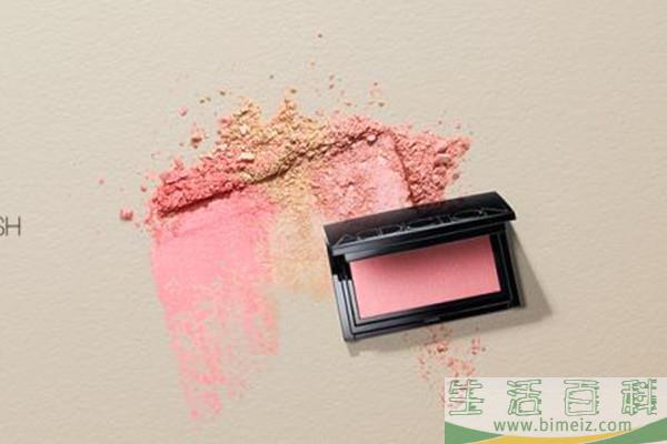 如何选择适合自己的腮红 腮红什么颜色好