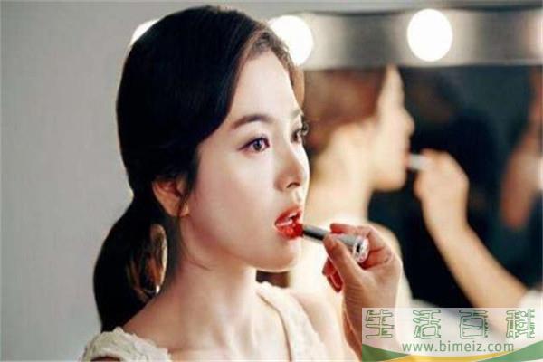 口红对人体有害吗 如何保养口红