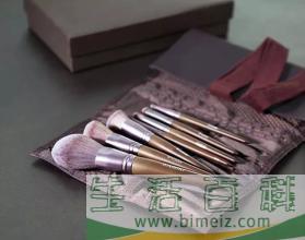 黛末化妆刷好用吗 黛末化妆刷的使用方法