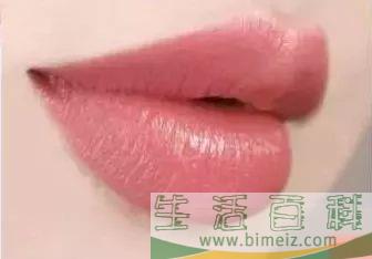 适合素颜还显白的口红色号 素颜显白的口红颜色有哪些