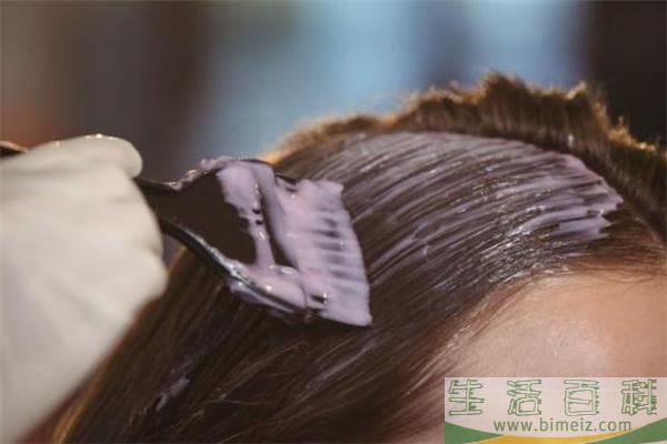 头发油染发容易上色吗 头发油染发会染不上吗