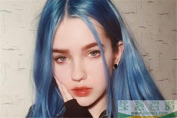 厌世少女脸适合什么妆容_适合什么发型
