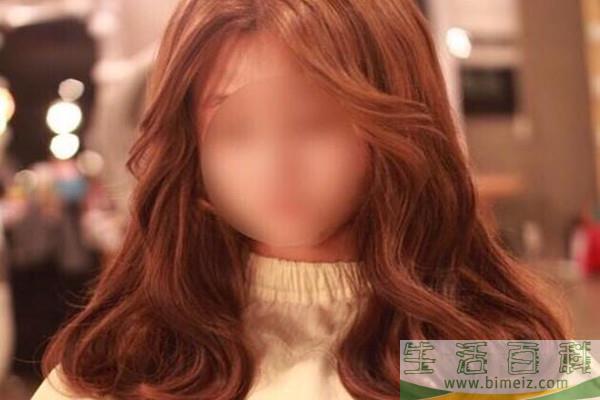 红棕色头发适合什么肤色 红棕色掉色后是什么颜色