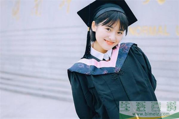 拍毕业照什么发型好看 毕业照什么发型显脸小