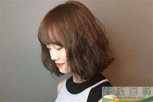 橄榄棕发色容易掉色吗 橄榄棕在阳光下是什么颜色