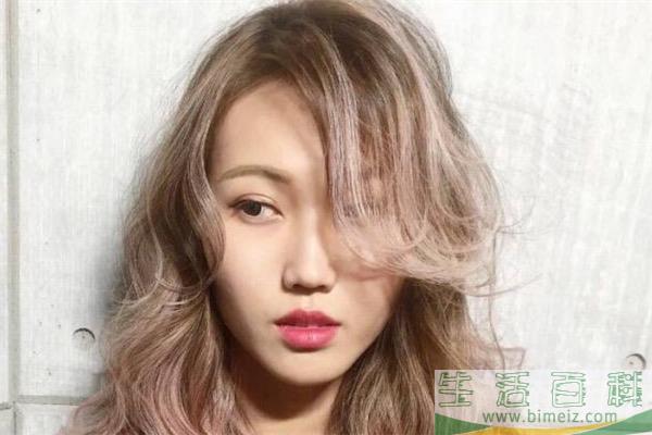 烫头发会导致脱发吗 怎么减少烫头发的伤害