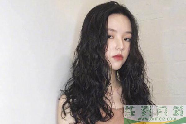 热烫可以烫到发根吗 热烫可以用弹力素吗