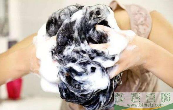秋天几天洗一次头发 秋天洗头发注意事项