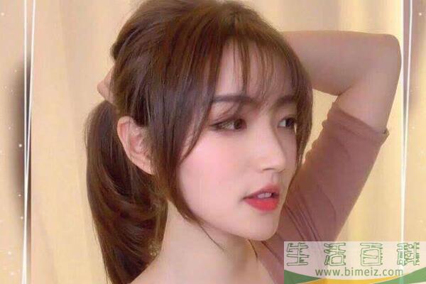 头发油腻怎么快速解决 头发怎么扎不显油腻